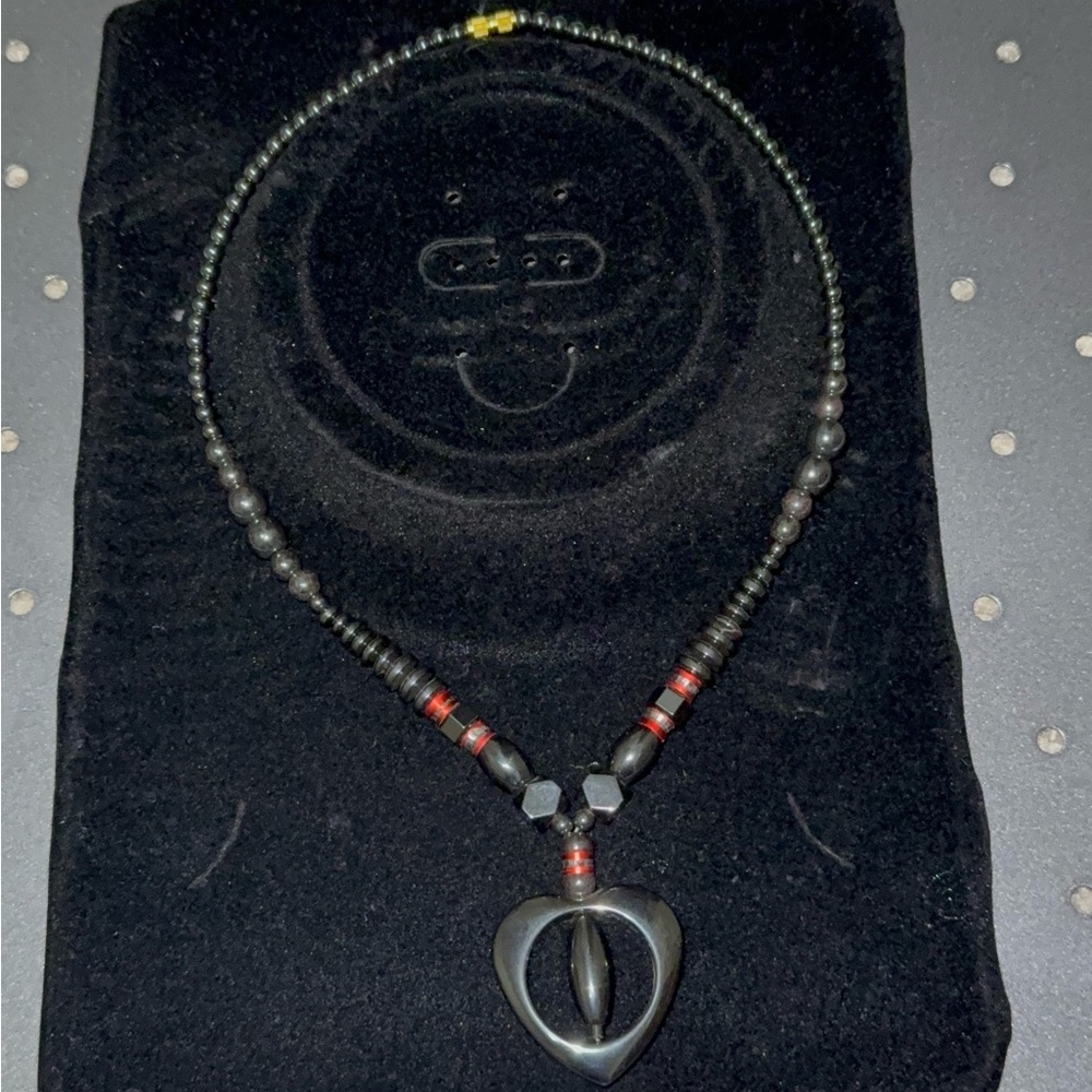 Elegant Black Heart Pendant Necklace